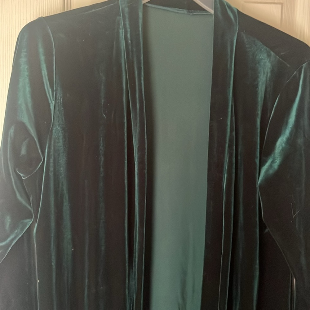 NWOT~Deep Forest Green Velvety Long Length, Long Sleeve Cardigan